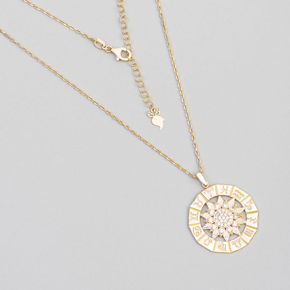 925 Sterling Silver Necklace Medallion Zodiac Design Zircon Stone