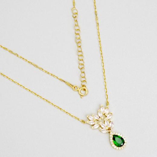 925 Sterling Silver Necklace With Green Color Stone 